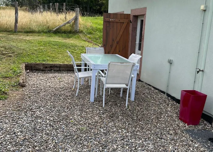 La Maison Dans Les Pres